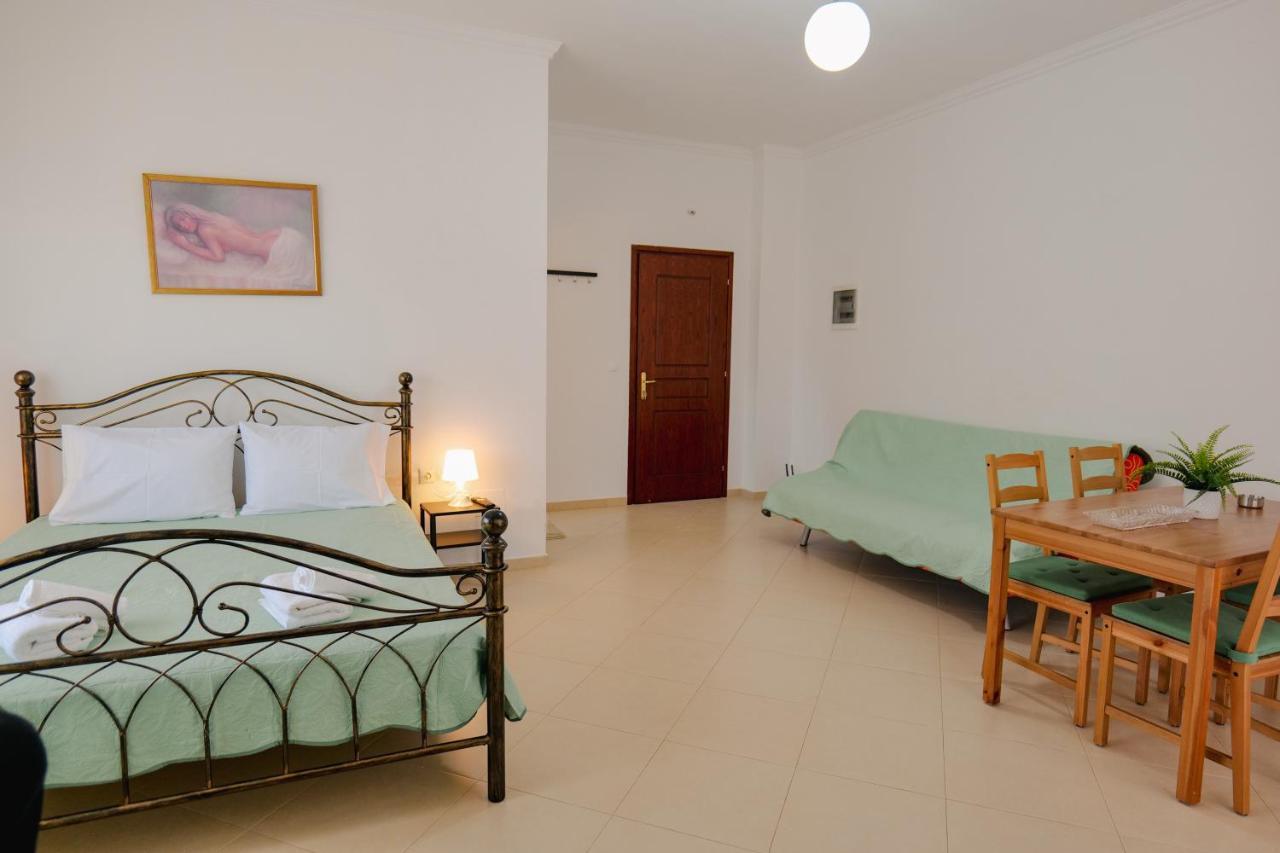 Malasi Apartments クサミル エクステリア 写真